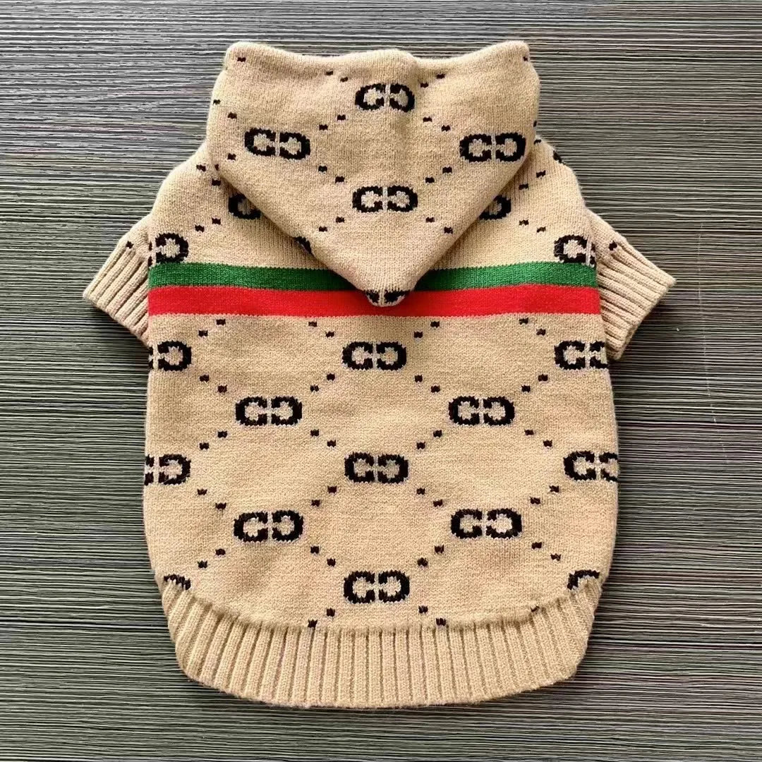 Trendy Pet Sweater β Cozy & Stylish for Cats & Dogs