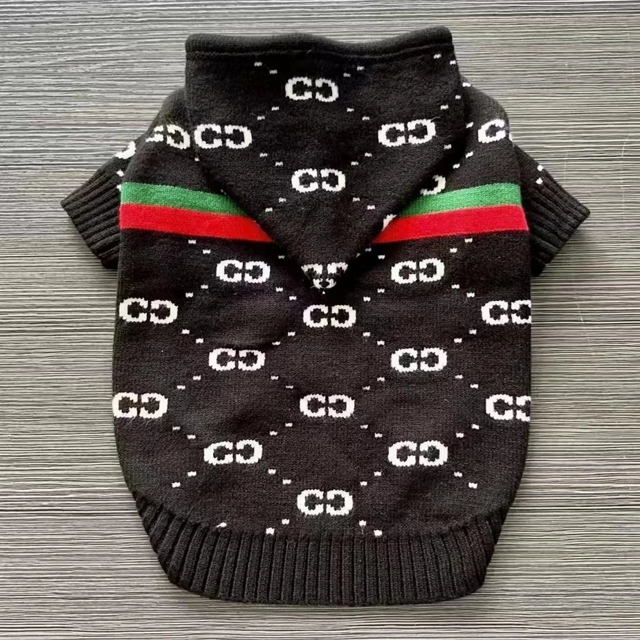Trendy Pet Sweater β Cozy & Stylish for Cats & Dogs
